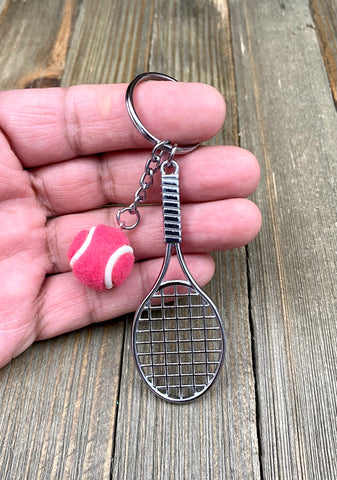 Tennis racket and ball keychain. Sports keychain. Tennis lover’s keychain. Tennis players keychain. Tennis coach gift. Best gift. Perfect gift.