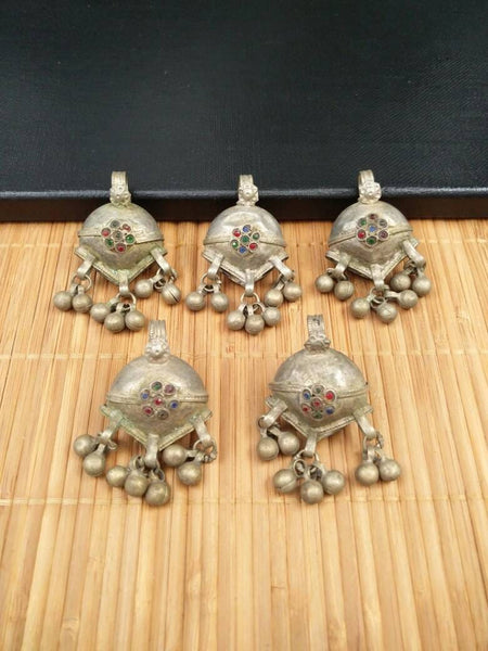 5 Vintage Afghan Kuchi Tribal Pendants DIY Costume Designing Supply Jewelry Supply Antique Pendants Charms Banjara Indian Pendants Findings.