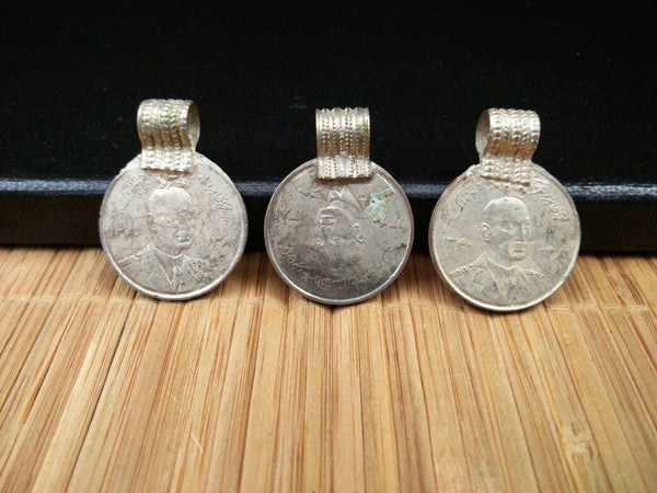 3 X Large Almost Same Especially Selected Rare Vintage Coin Pendant DIY Boho Antique Belly Dance Costume Supply Kuchi Tribal Jewelry Finding