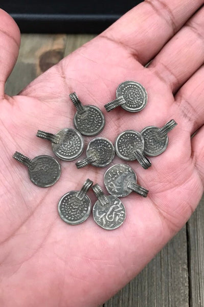 5 Vintage Silver Round Coin Shape Charms Belly Dance Costume Supply Ethnic Banjara Dress Afghan Kuchi Tribal DIY Bohemian Jewelry Findings.