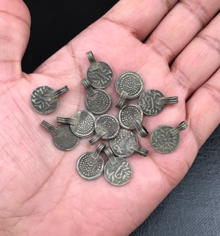 5 Vintage Silver Round Coin Shape Charms Belly Dance Costume Supply Ethnic Banjara Dress Afghan Kuchi Tribal DIY Bohemian Jewelry Findings.