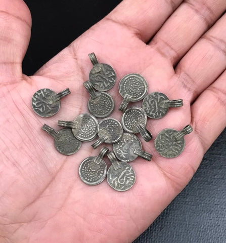 5 Vintage Silver Round Coin Shape Charms Belly Dance Costume Supply Ethnic Banjara Dress Afghan Kuchi Tribal DIY Bohemian Jewelry Findings.