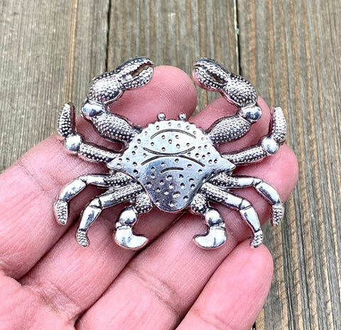 Large Silver Carved Crab Pendant Antique Design Vintage Style Hammered Yoga Mala Long Sweater Necklace DIY Bohemian Jewelry Findings Gift.