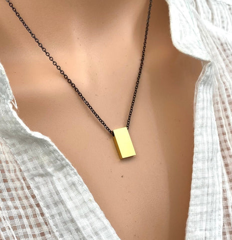 18 karat Gold plated Bar shape pendant Black plated dainty chain Non Tarnish No Fade Water proof Stainless steel minimalist necklace Jewelry